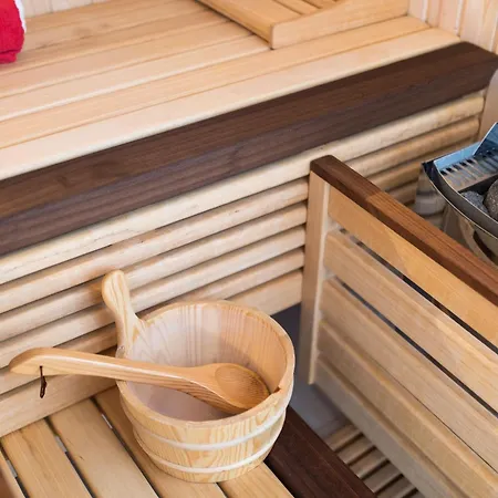 Delfin Indoor Pool & Sauna